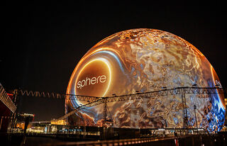 Sphere 628x977