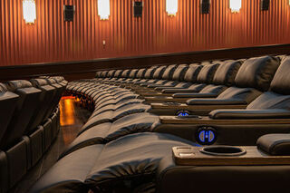 Cinemark 5348 fbb860da98634727d3ae6c90c69683c6
